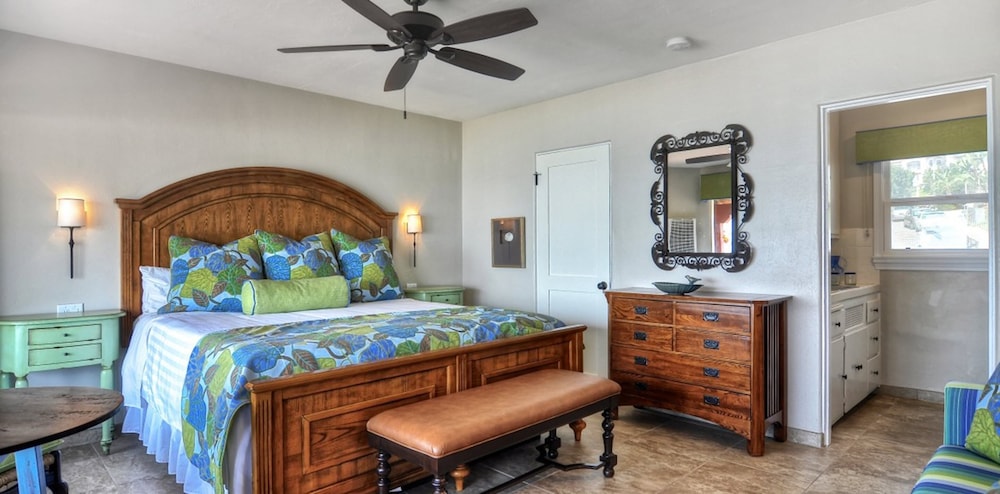 Beachcomber Inn