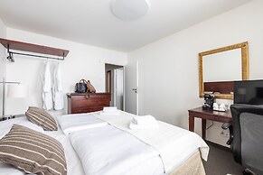 Hotel Petrovy kameny