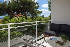 Residence by Splendida Palace