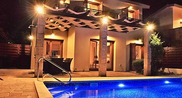 Villa HG12 - Athina