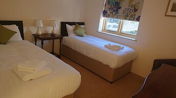 The Poltimore Inn