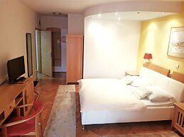 Hotel Millennium