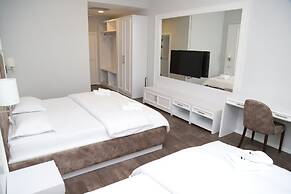 Sky Hotel