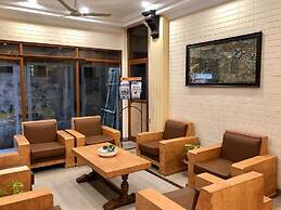 Hotel Saluja