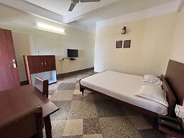 Hotel Saluja