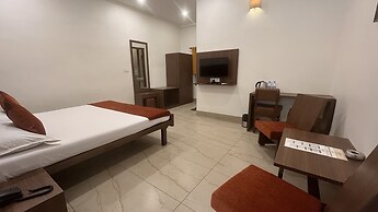 Hotel Saluja