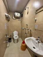 Hotel Saluja
