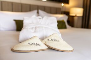 York Medellin, Curio Collection by Hilton