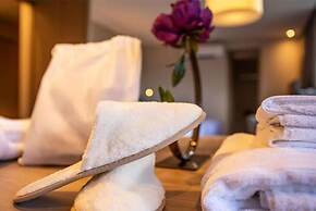 York Medellin, Curio Collection by Hilton