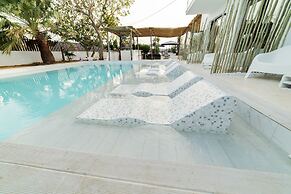 PAIISE Hotels