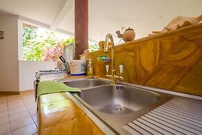 Africanhuts