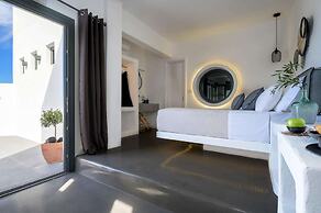Santolia Art Suites