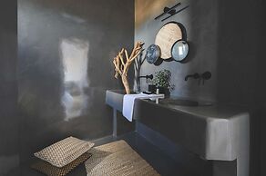 Santolia Art Suites