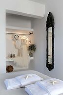 Santolia Art Suites