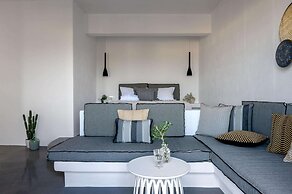 Santolia Art Suites