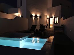 Santolia Art Suites
