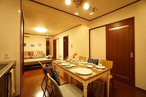 PINK Suite HOUSE