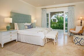 Schooner Bay 205 by Blue Sky Luxury