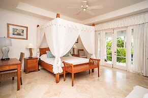 Schooner Bay 112 by Blue Sky Luxury