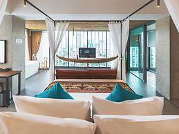 CHECK inn Phnom Penh Royal Palace