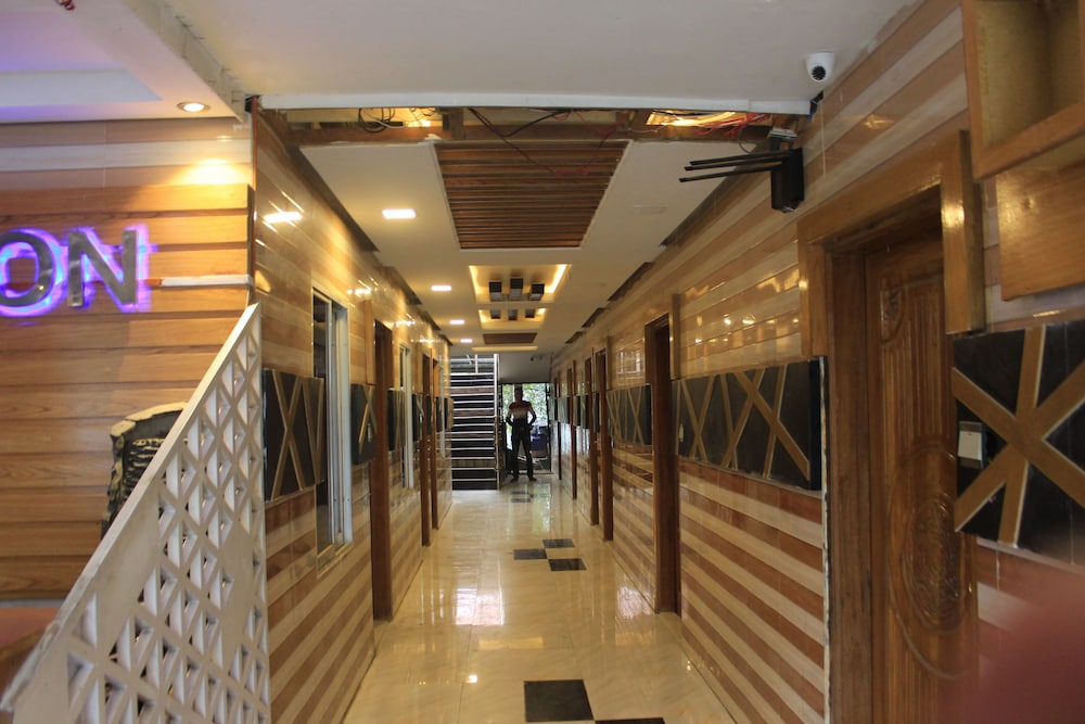 Rose Valley Motel & Resort