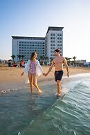 Rove La Mer Beach