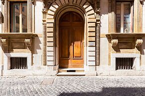 Colosseum Terrace Apartment