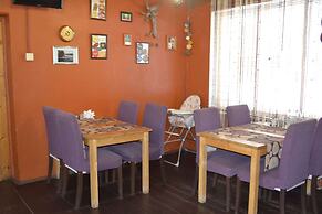 Sandal Guest House