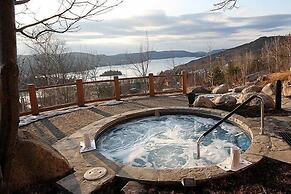 Equinoxe by Tremblant Platinum