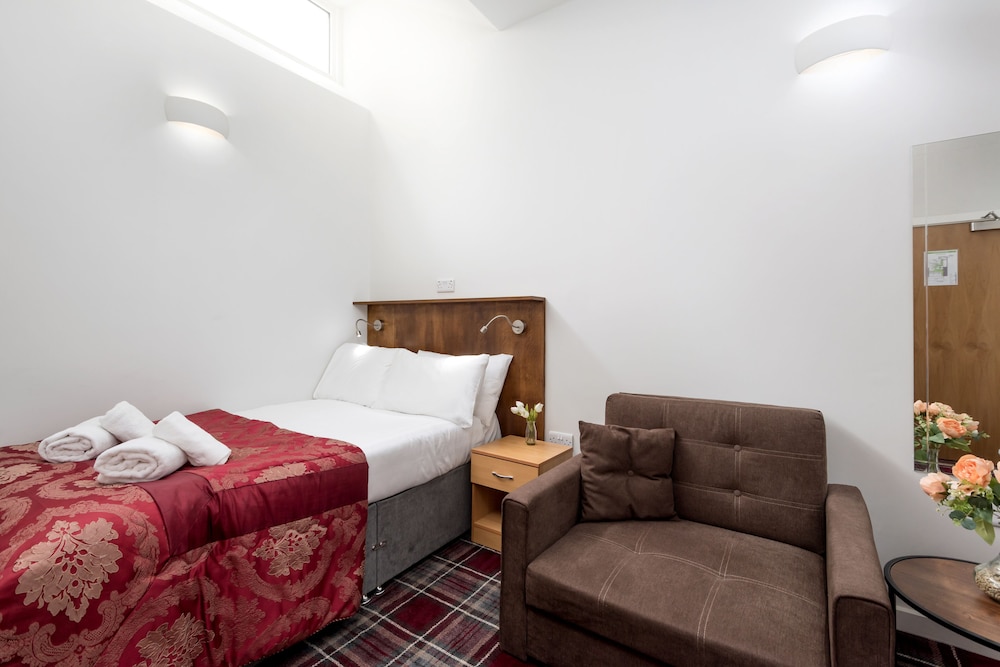 Smith Place Hotel