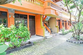 Mahendra Beach Inn
