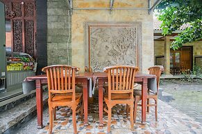 Mahendra Beach Inn