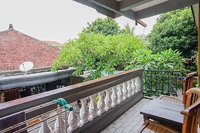 Mahendra Beach Inn