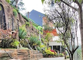 Anargya Guest House