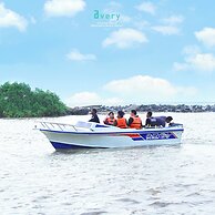 Avery Coconut Island Waterpark Resort