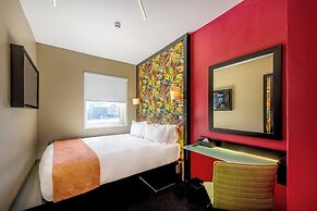 Hotel Sky Sandton