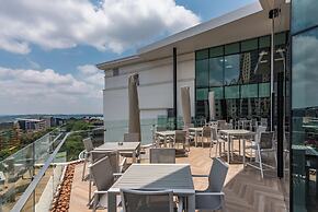 Hotel Sky Sandton