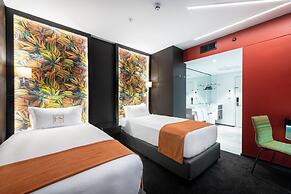 Hotel Sky Sandton