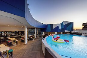 Hotel Sky Sandton