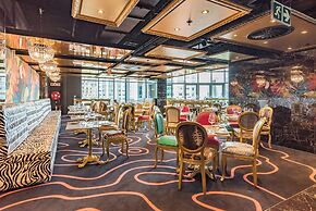 Hotel Sky Sandton