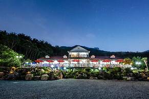 Jeongwon Beach Pension