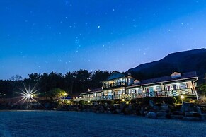 Jeongwon Beach Pension