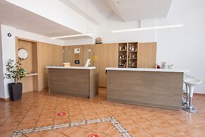 Atlantis Hotel