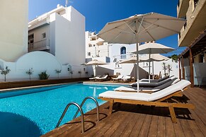 Atlantis Hotel