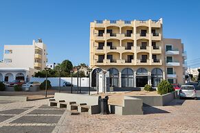 Atlantis Hotel