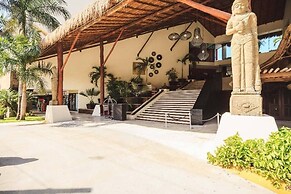 Beachfront Condo by Mamitas Beach