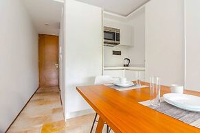 Brand New Studio! Steps From The Beach! AC! Best!