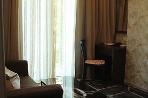 City Centre Hotel