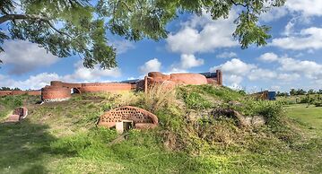 Caliu Earthship Ecolodge