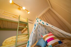Tachibana House